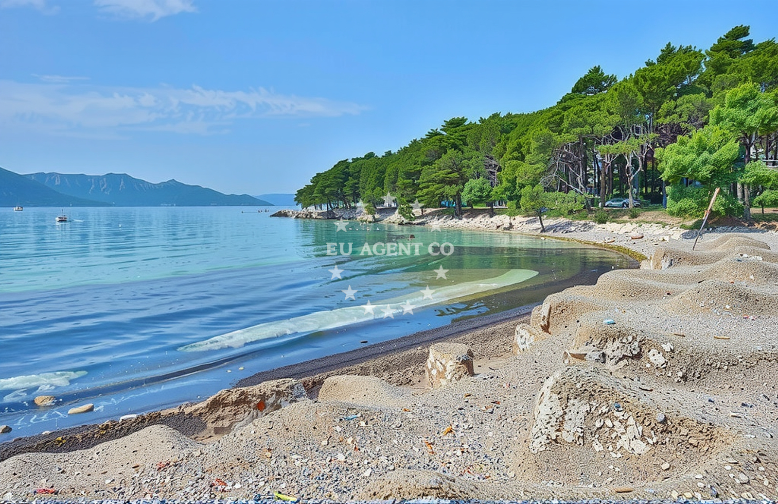 Additional view of Perna beach in Trajektna 28, Sućuraj
