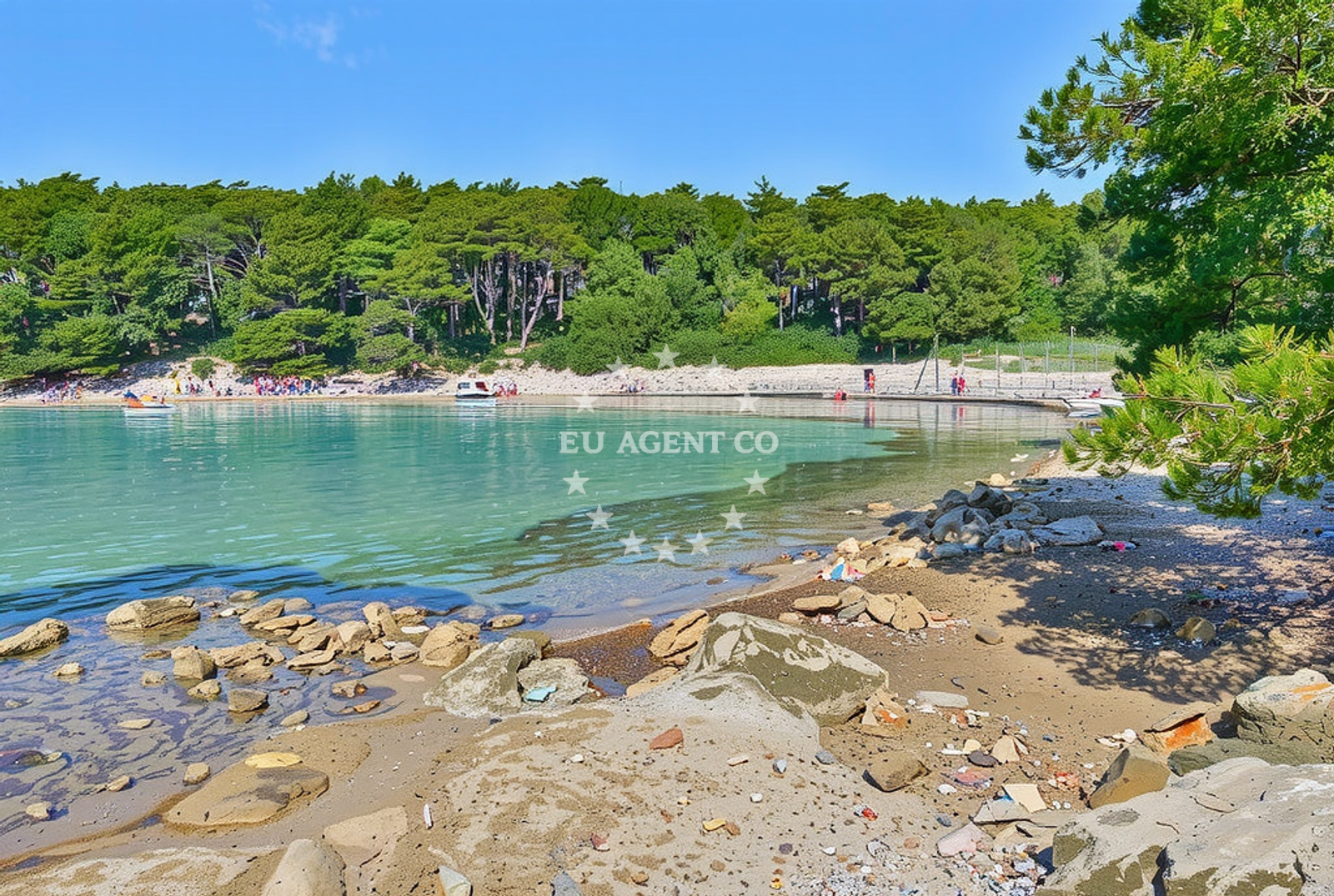 Additional view of Perna beach in Trajektna 28, Sućuraj