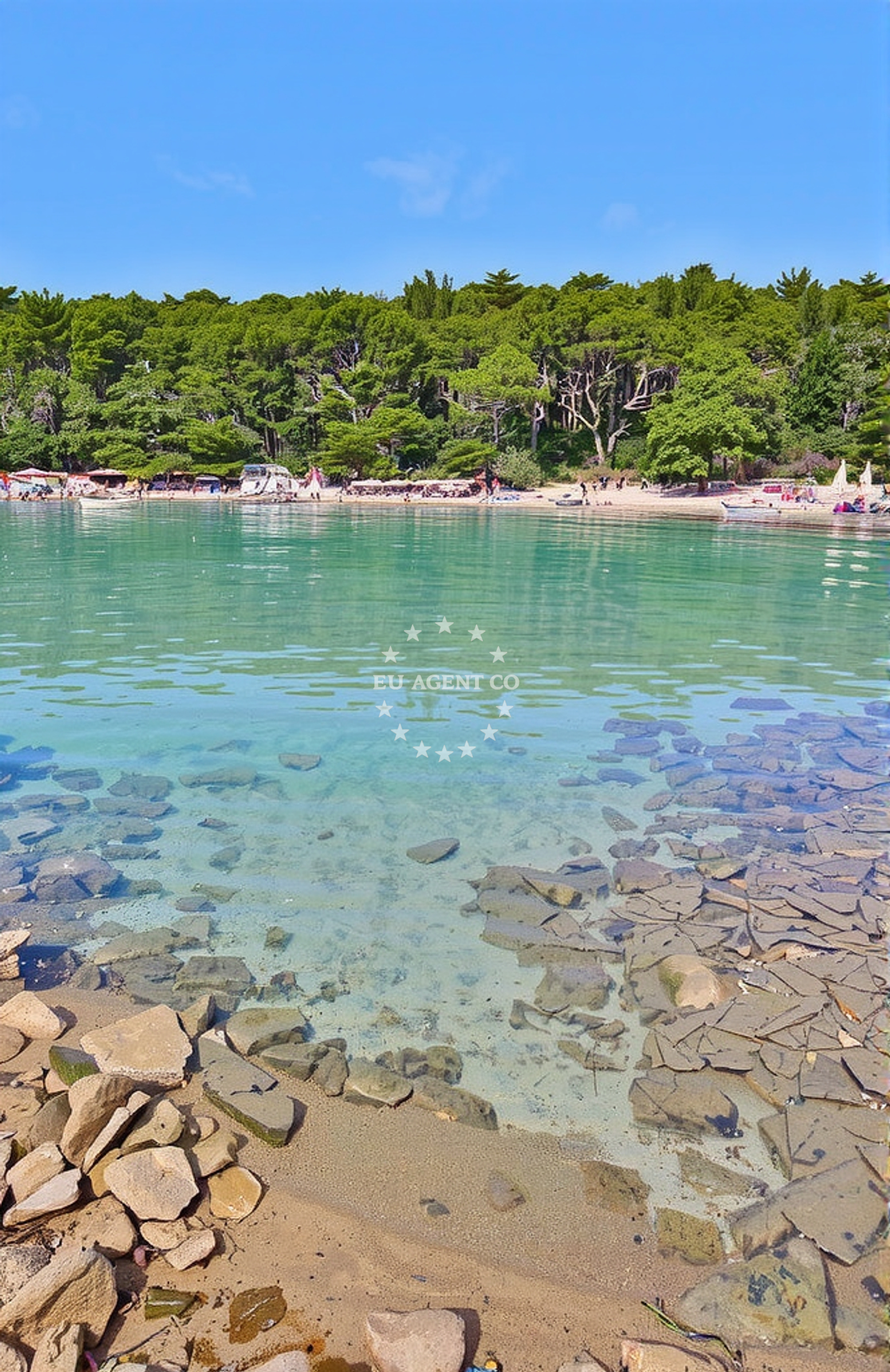 Additional view of Perna beach in Trajektna 28, Sućuraj