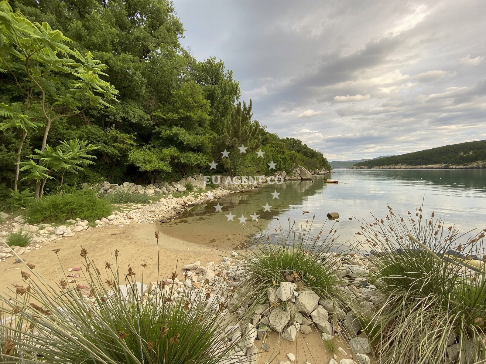 Additional view of Petrina beach in 172A Risika, Risika