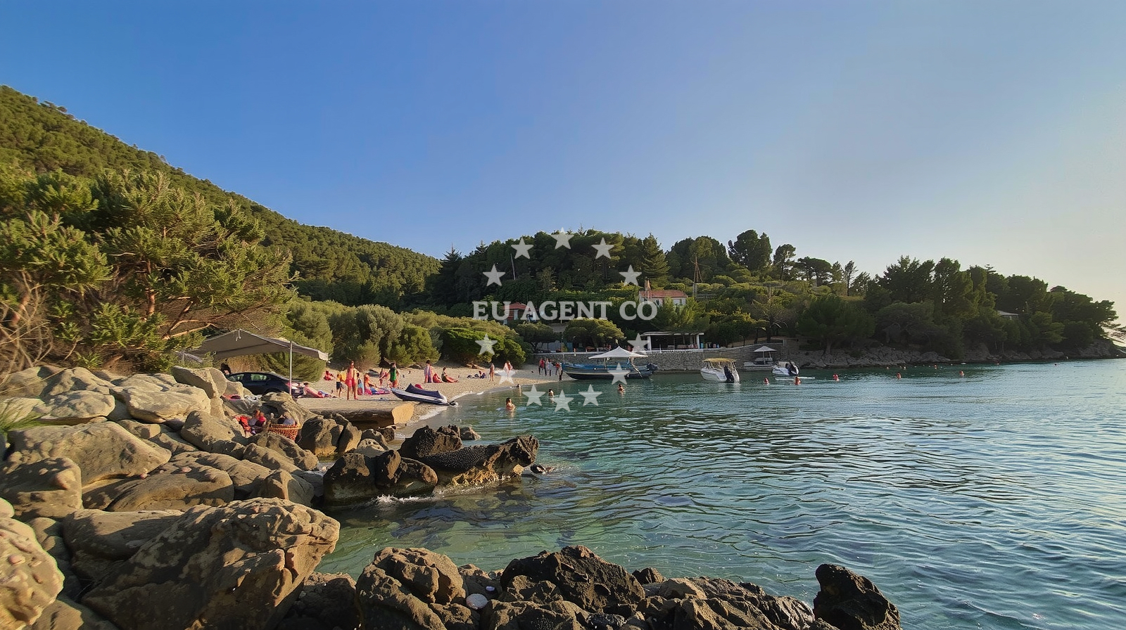 Additional view of Picena beach in picena 9, Vela Luka