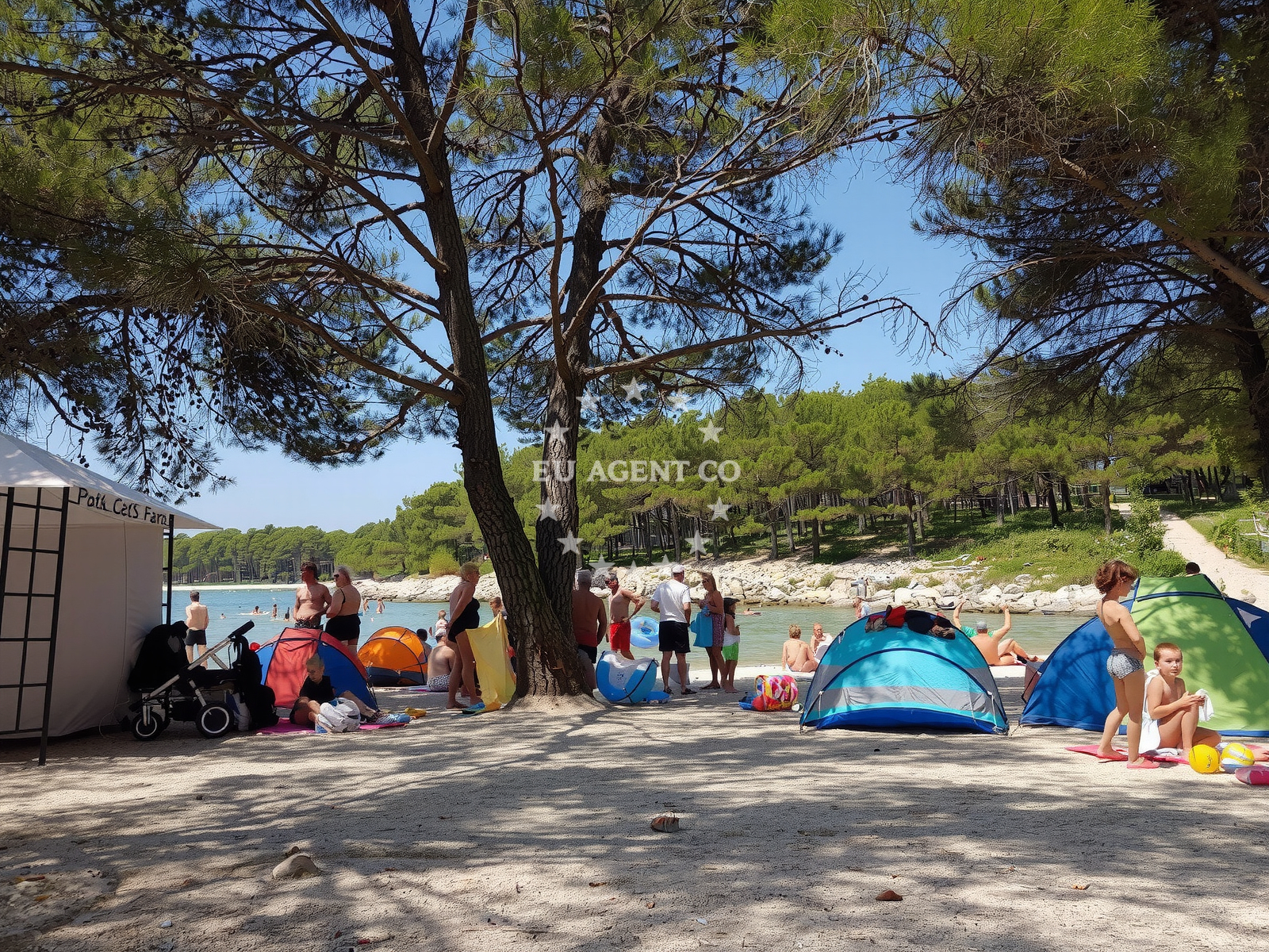 Beach facilities and surroundings at Pilatusha beach in Ulica Brune Bušića 43 , Pakoštane
