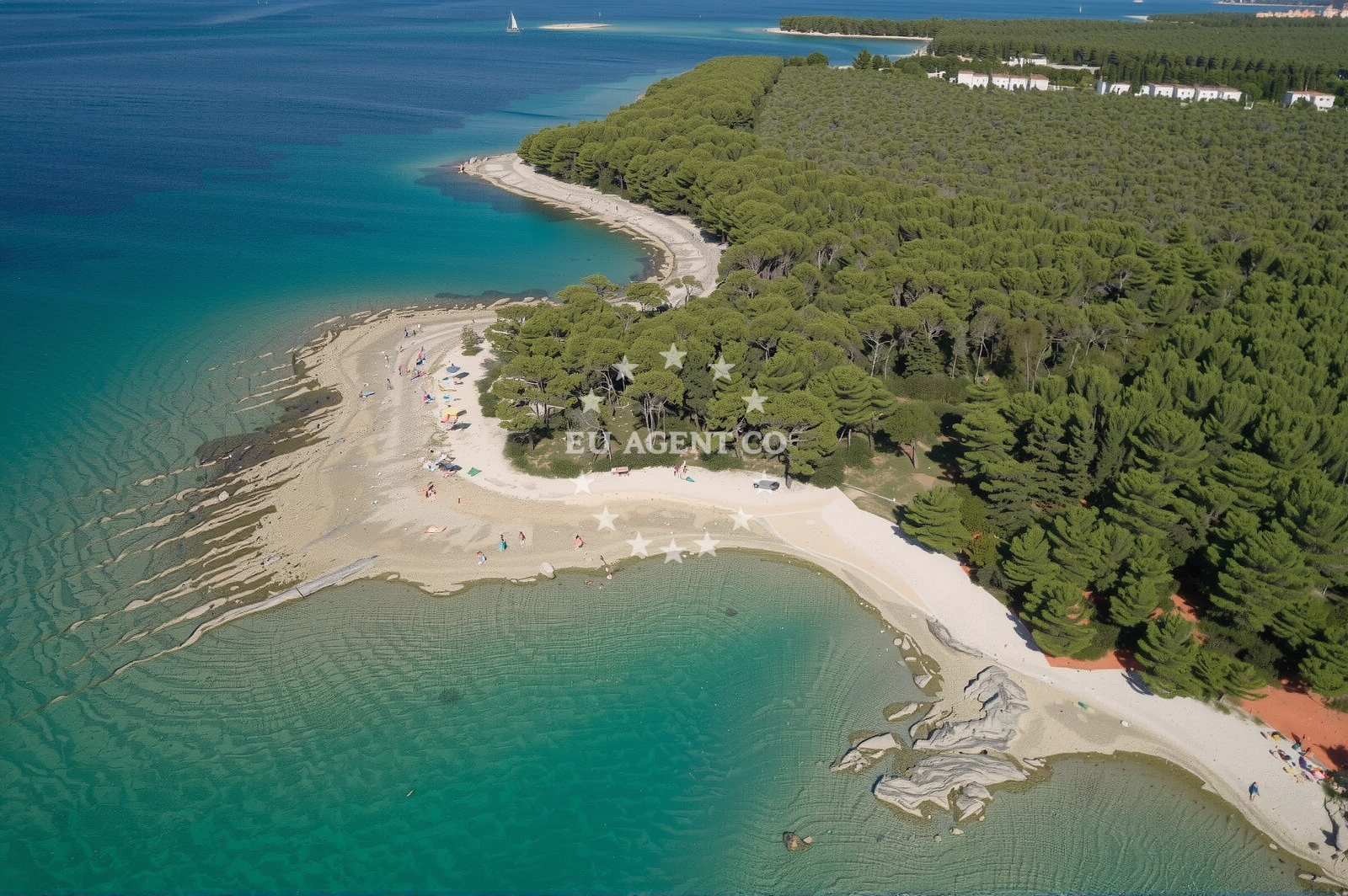 Shoreline and swimming area at Pilatusha beach II in Crvena Luka 1, Biograd na Moru