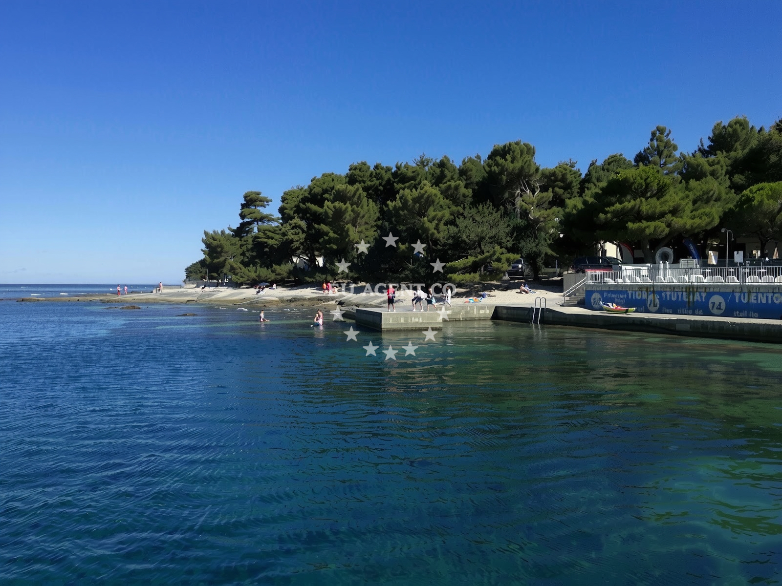 Overview of Pineta beach in Pineta 1, Savudrija