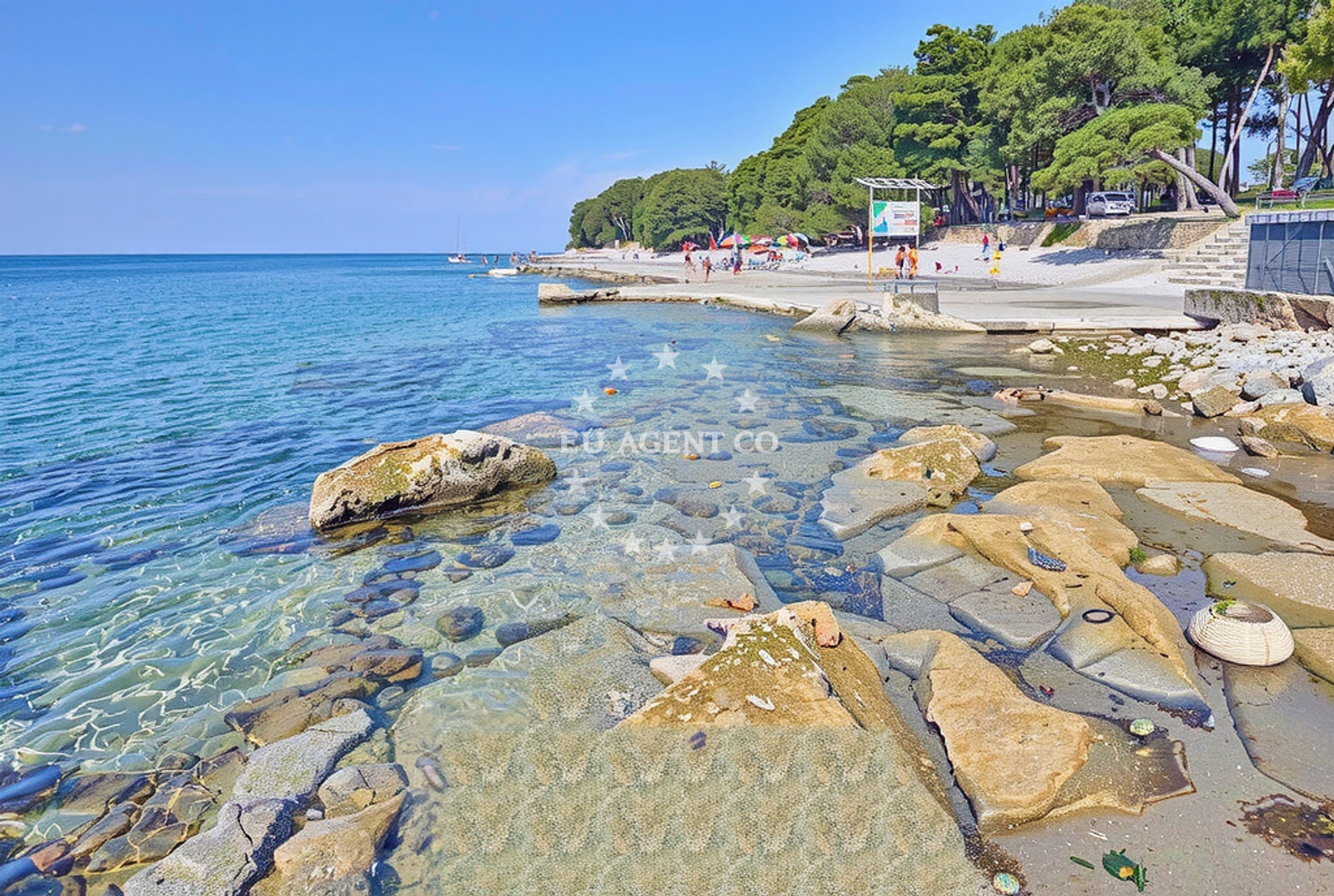 Additional view of Pineta beach in Pineta 1, Savudrija
