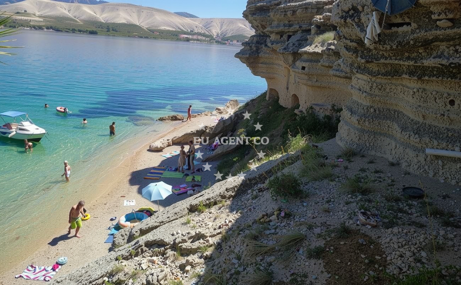 Additional view of Pirka beach in Ulica Marina Držića 20, Pag