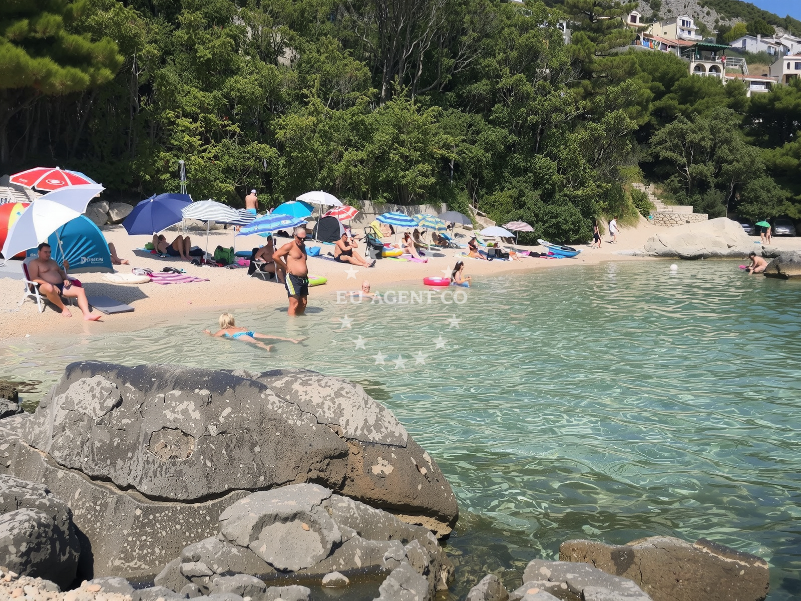 Additional view of Pisak beach in Zapadnaulica 14A, Pisak