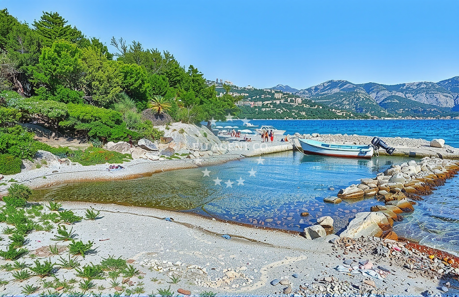Additional view of Piske beach