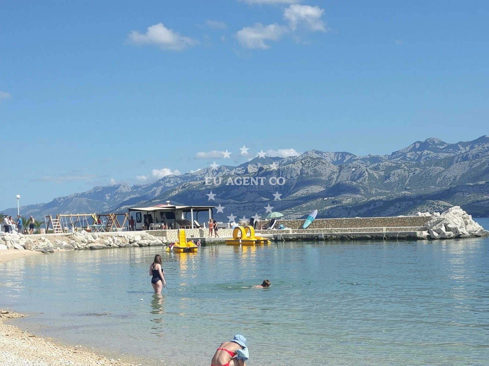 Beach facilities and surroundings at Plac zabaw in Ražanac VIII 22-1, Ražanac