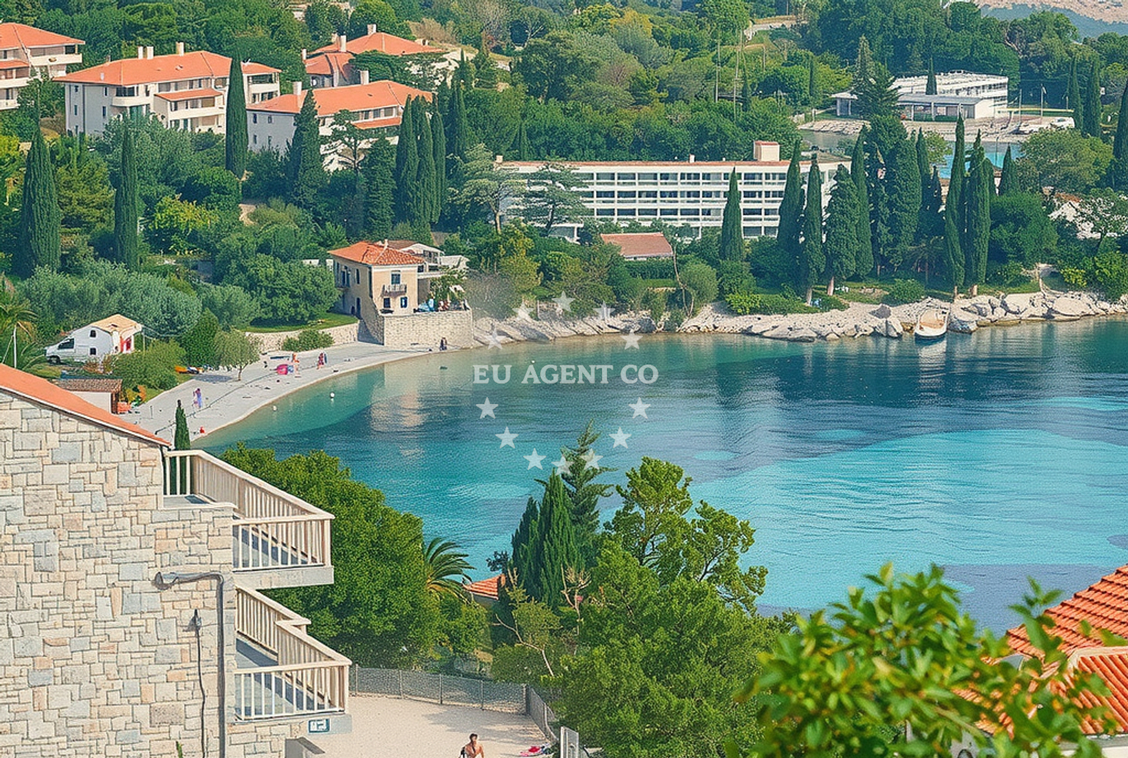 Additional view of Plat beach in Plat 18, Mlini
