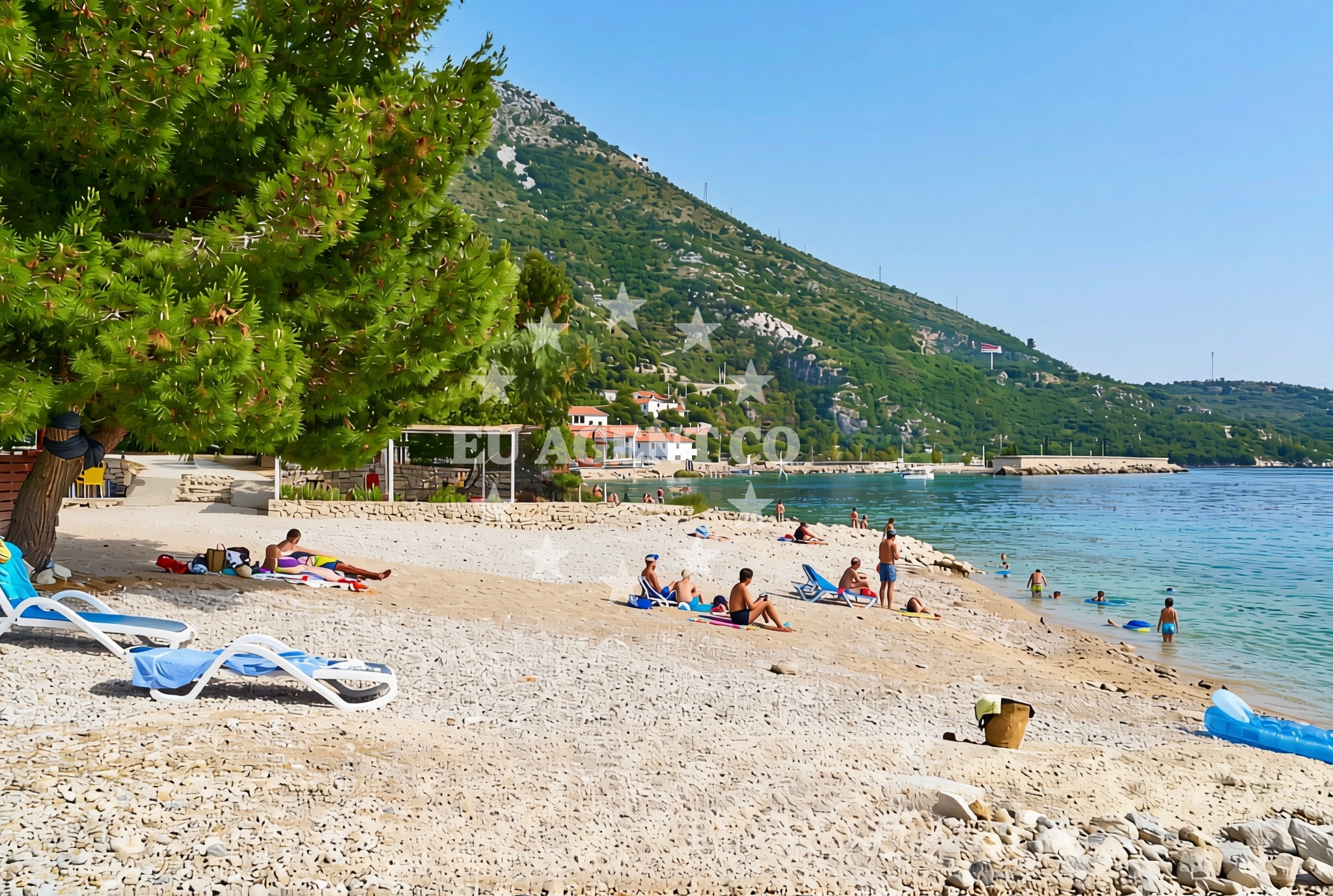 Overview of Plat: beaches and coves (5) in Plat
