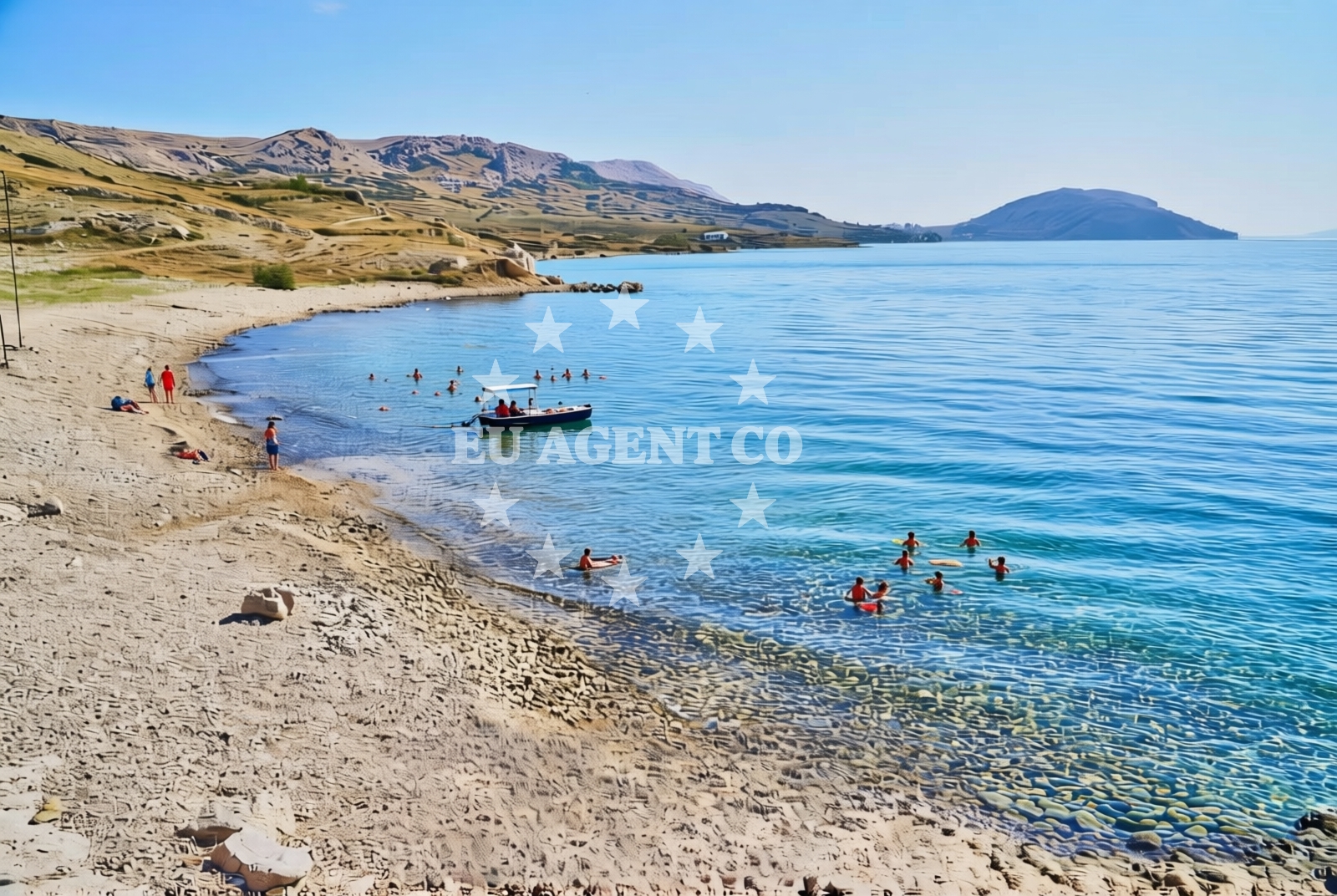 Shoreline and swimming area at Plat sredina, Zubovići (Pag) Beach in Plat sredina