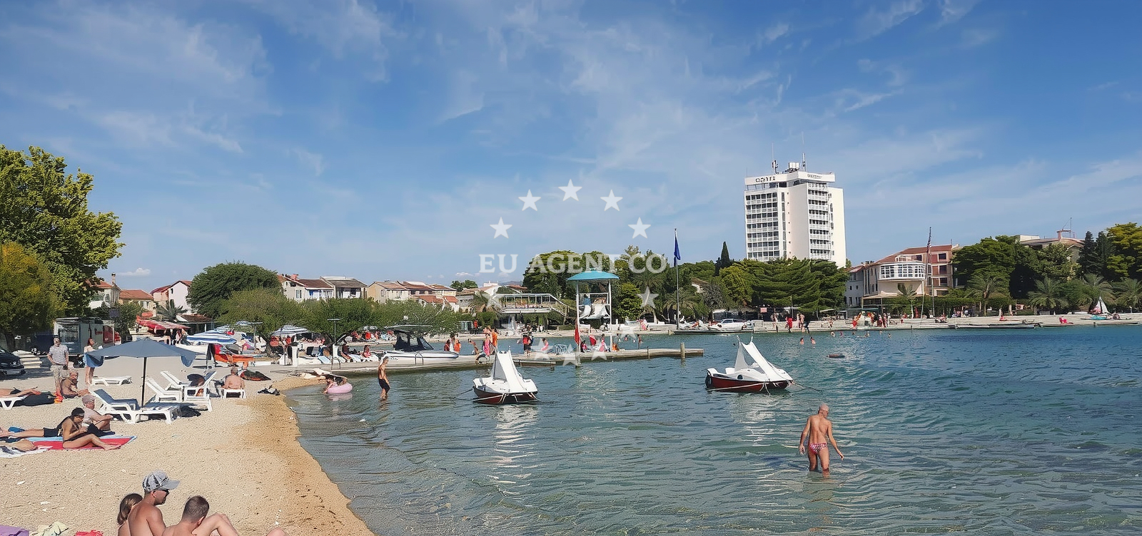 Sea and coastal view of Plava beach in 10 Ulica Blata, Vodice