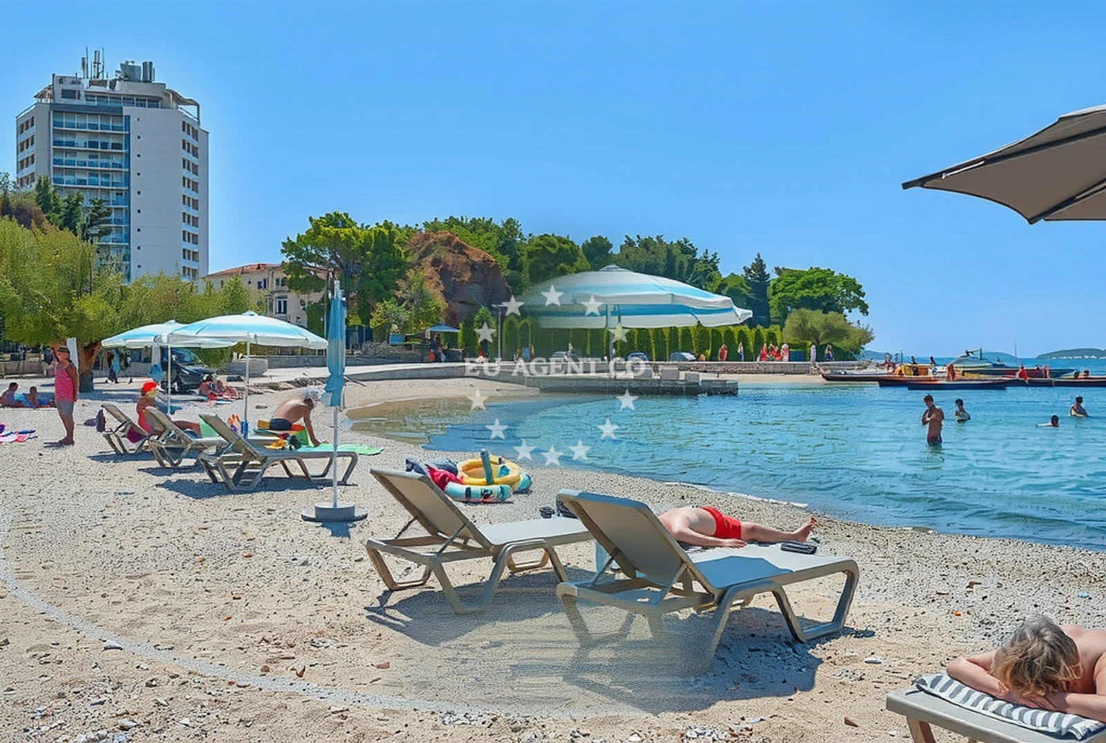 Additional view of Plava beach in 10 Ulica Blata, Vodice