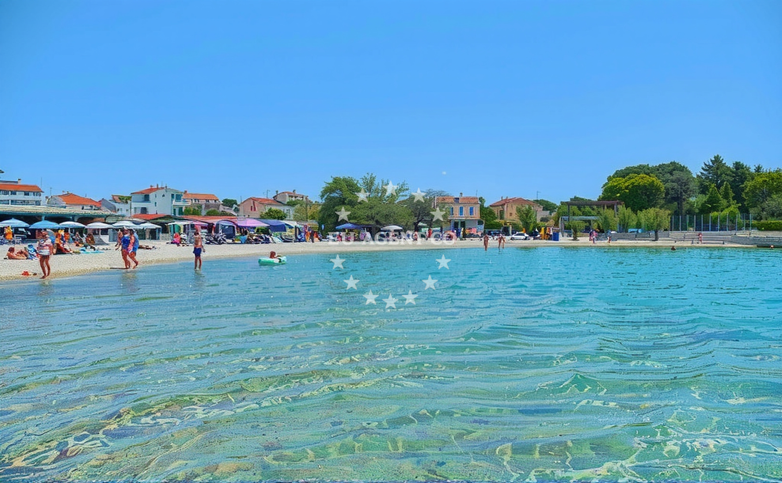 Additional view of Plava beach in 10 Ulica Blata, Vodice