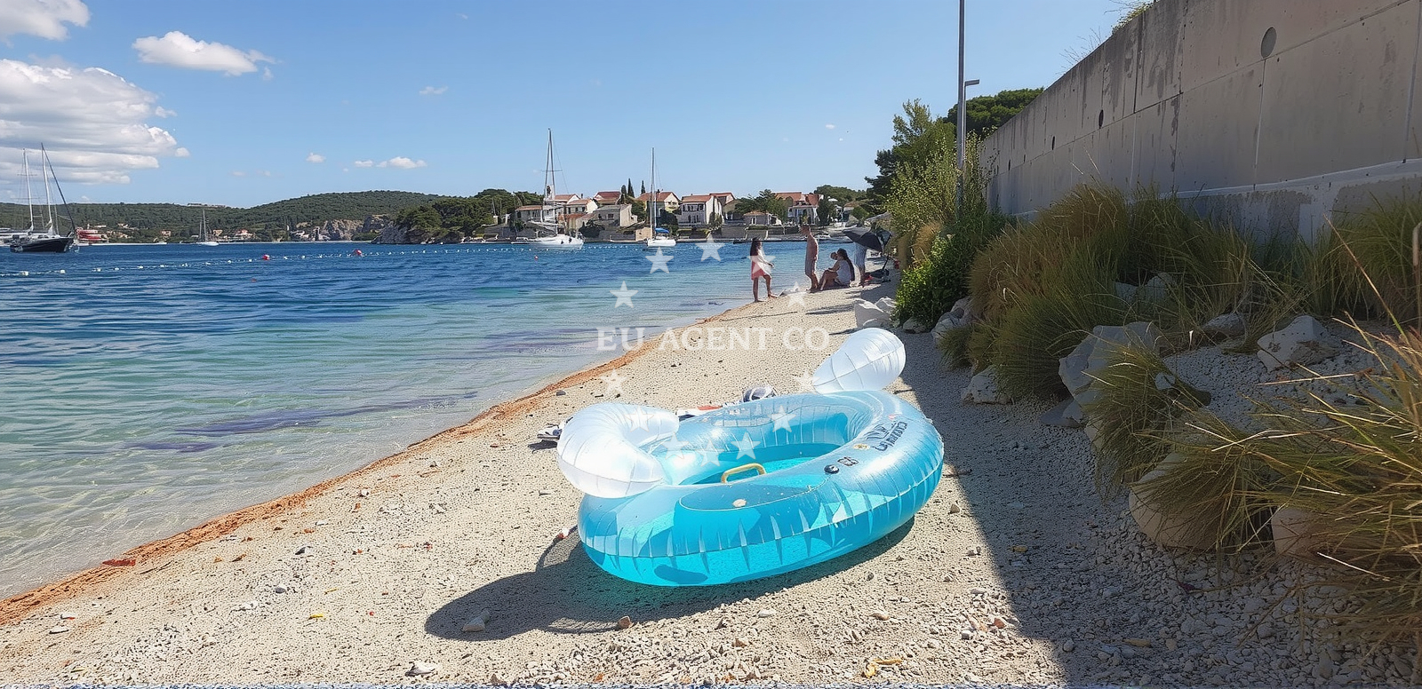 Beach facilities and surroundings at Plaza ART in Trogirska 17, Rogoznica