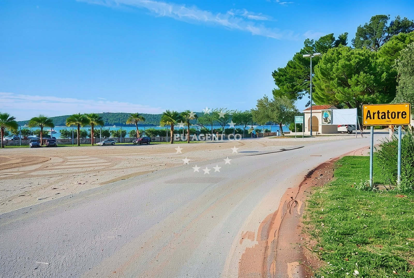 Additional view of Plaza Artatore in , Cunski