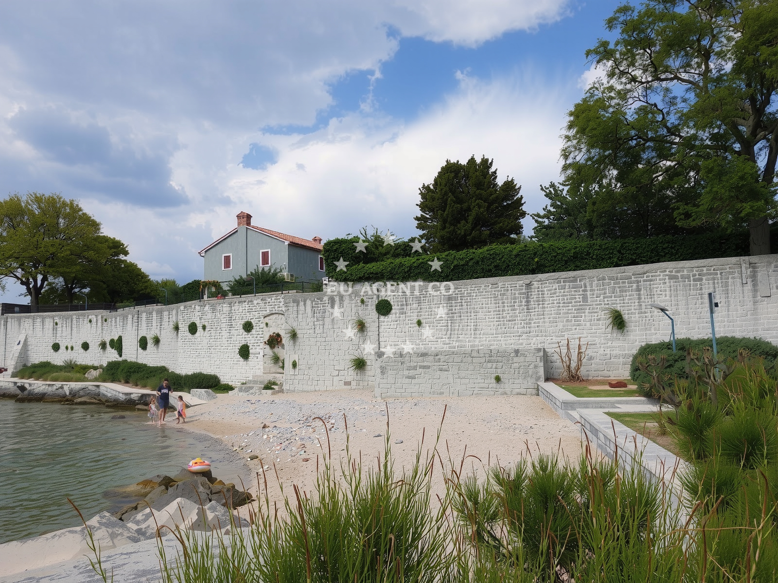 Beach facilities and surroundings at Plaza Bijar II in Osor, Osor, Osor