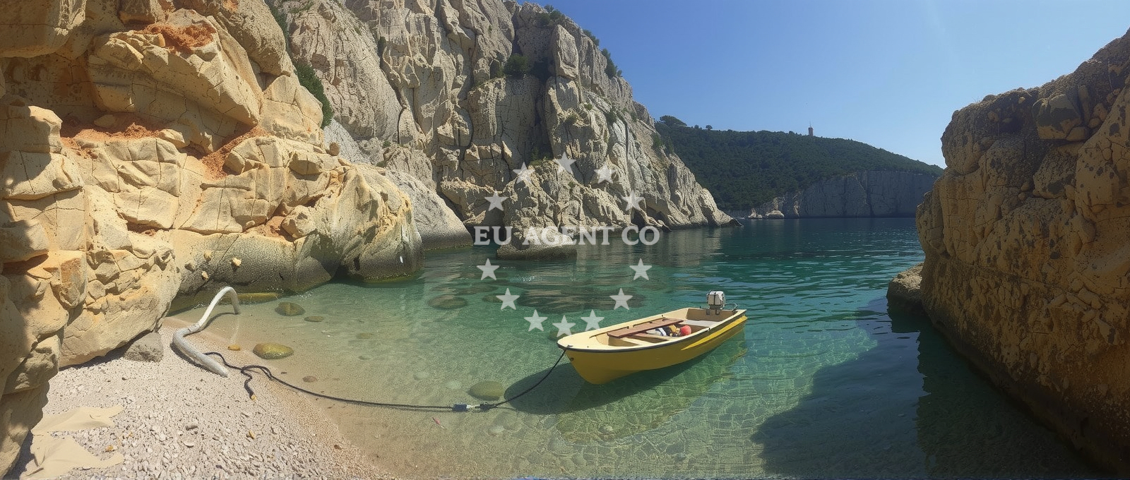Sea and coastal view of Plaza Bostra