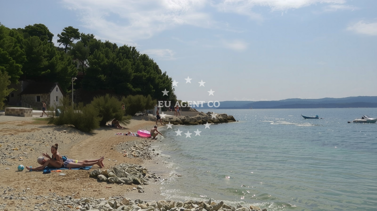 Sea and coastal view of Plaza Camac in Vojskovo I 5, Lokva Rogoznica