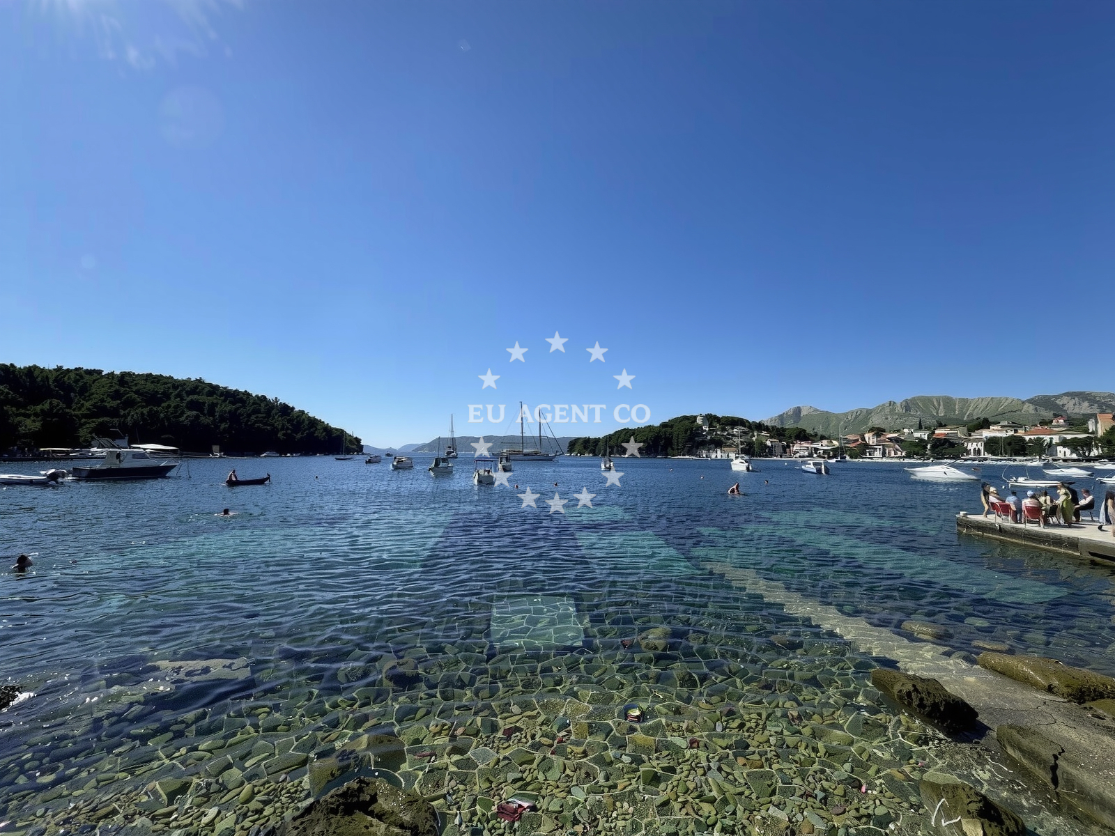 Beach facilities and surroundings at Plaza Cavtat in Ulica Jurja Klovića, Cavtat