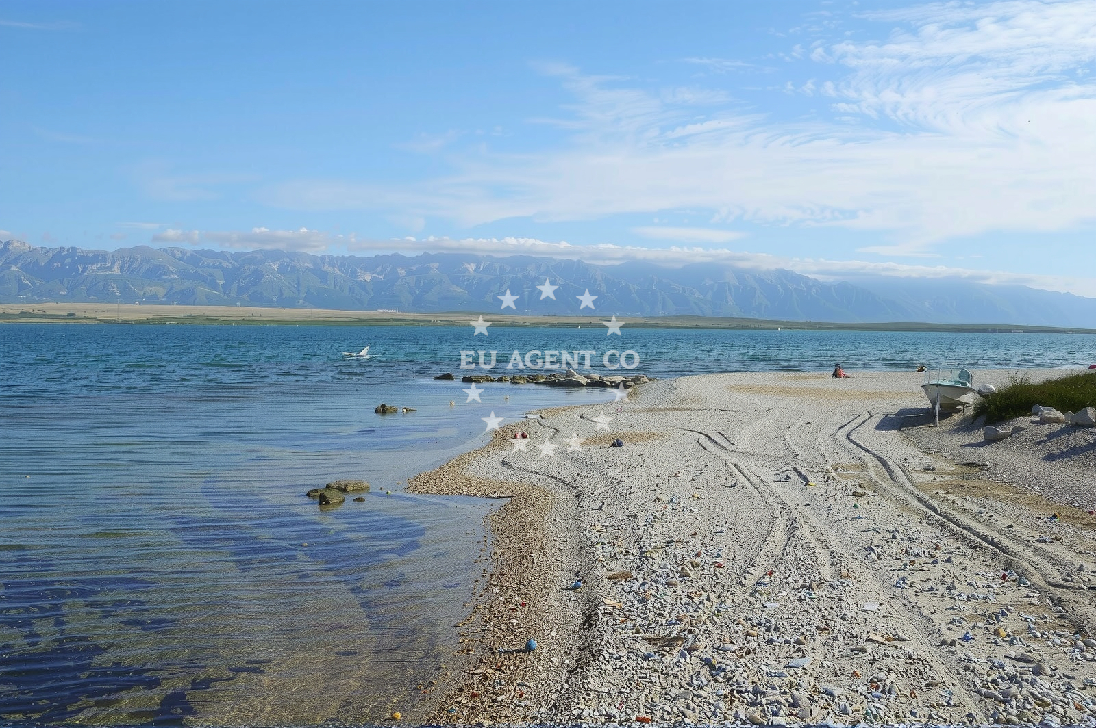 Shoreline and swimming area at Plaza Gornja Prezida in Ulica Virić II 3, Vir