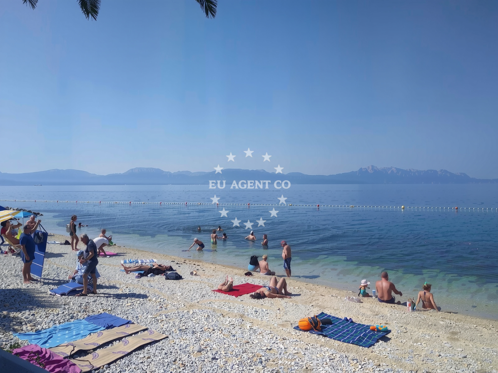 Sea and coastal view of Plaza Gornja Vala in 14 Dalmatinska, Gradac