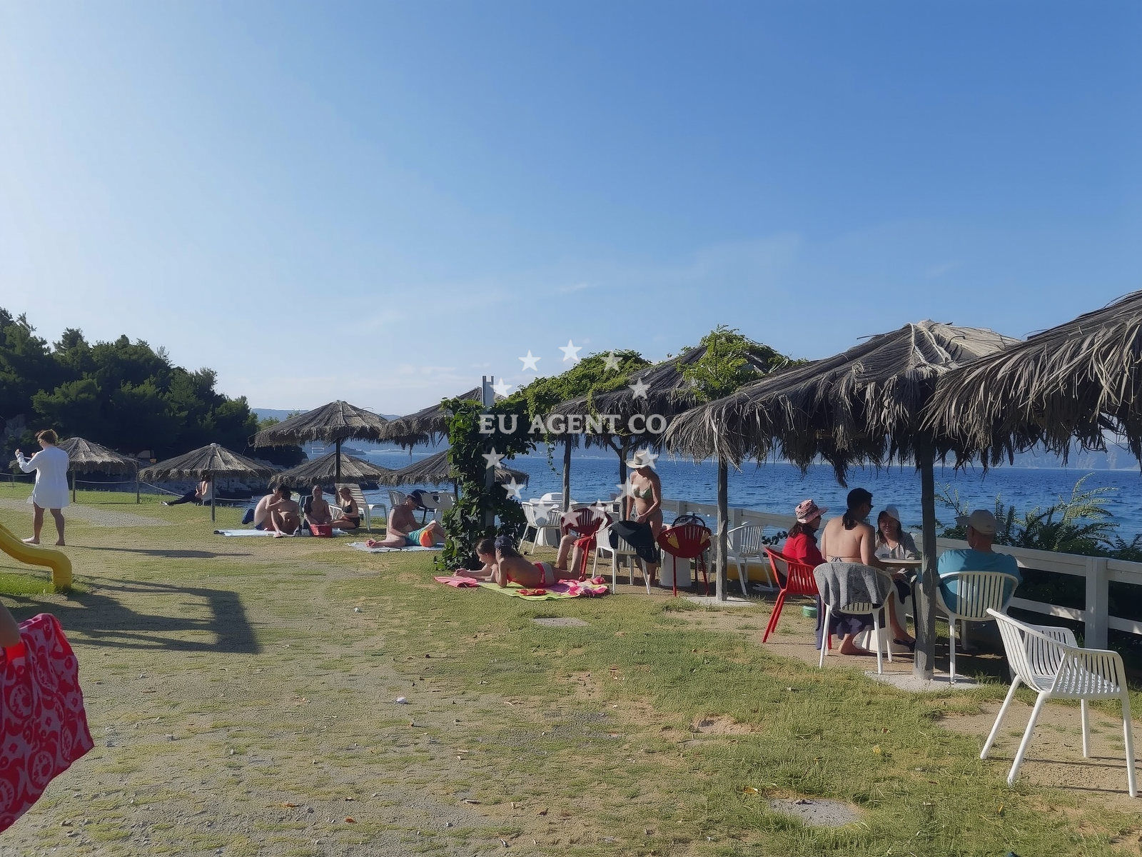 Shoreline and swimming area at Plaza Grebisce in Jelsa 876, Jelsa