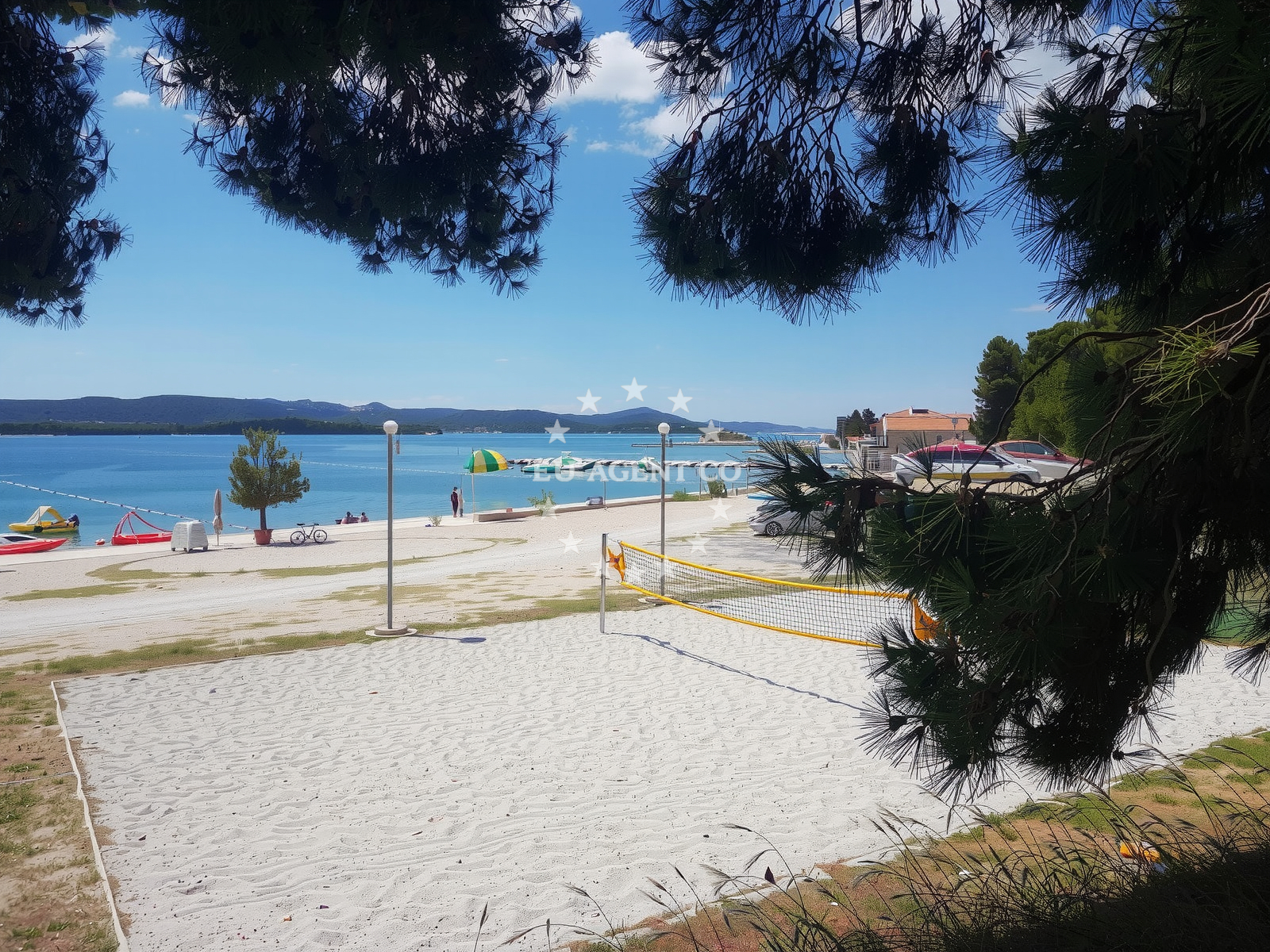 Shoreline and swimming area at Plaza Iza Banja in Put primorja 27, Sveti Filip i Jakov