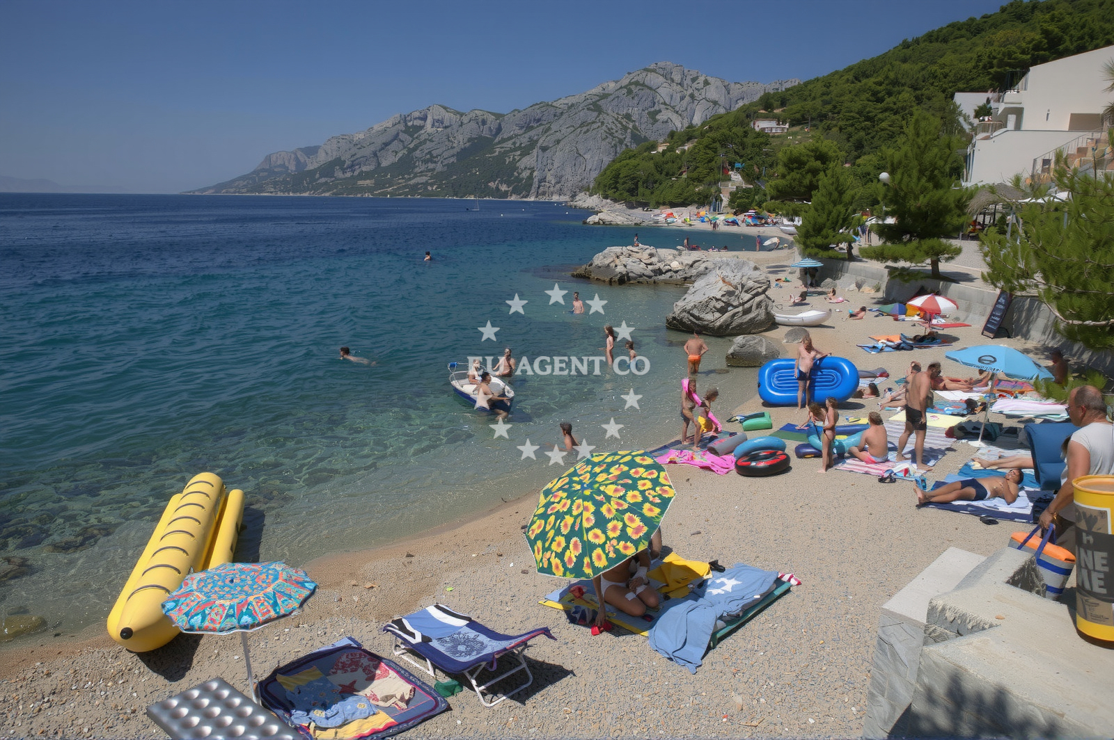 Sea and coastal view of Plaza Jardula in 12 Put Luke, Brela