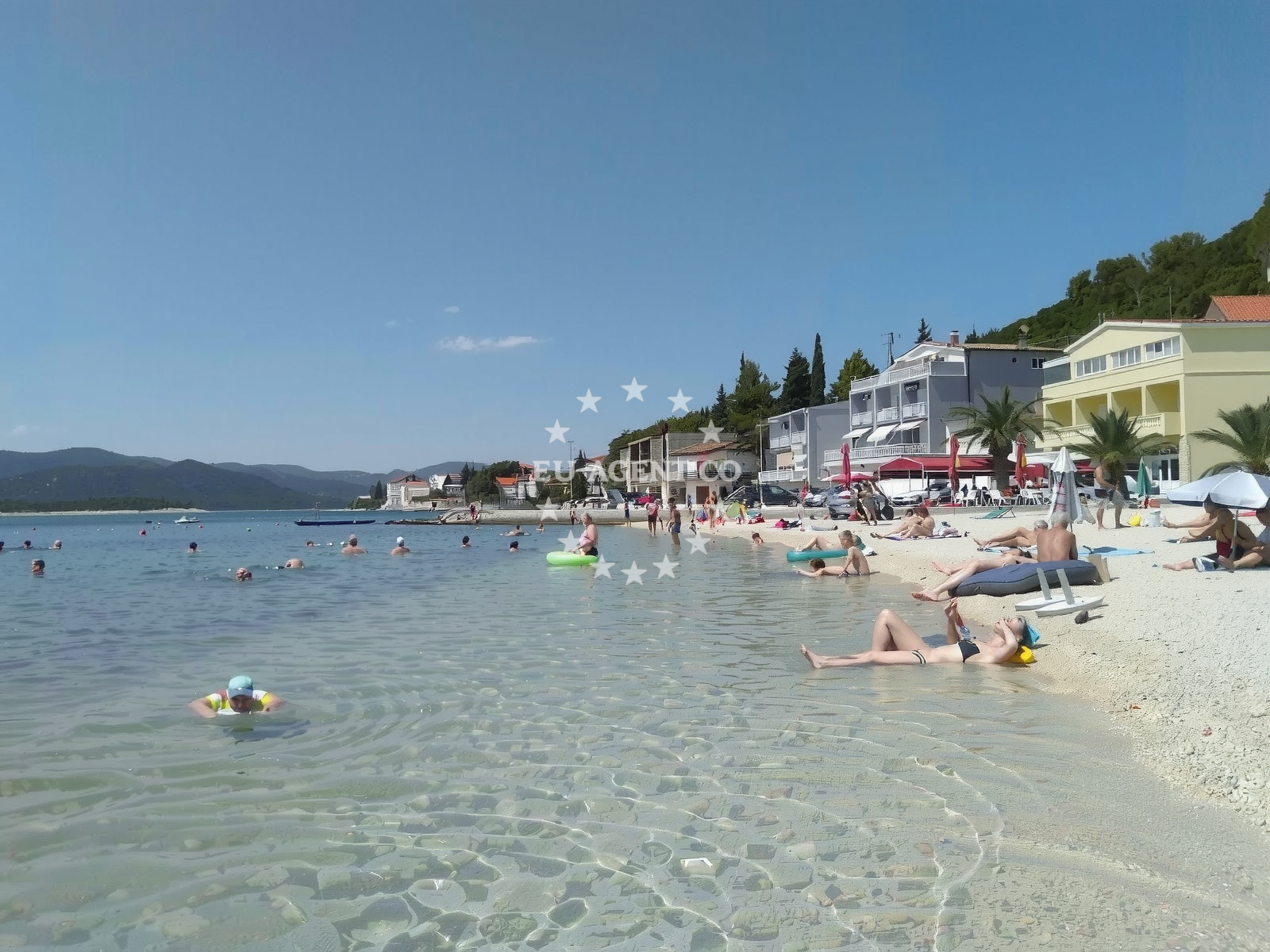 Sea and coastal view of Plaza Klek in 4 Lungo mare, Klek
