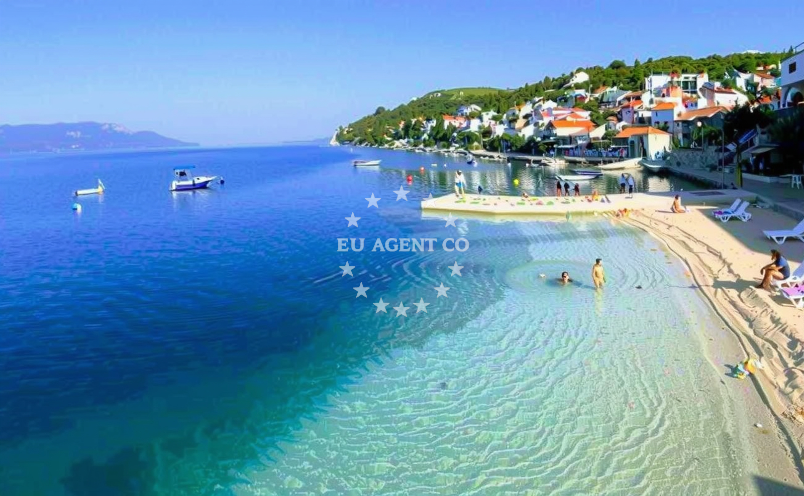 Beach facilities and surroundings at Plaza Komarna II in Komarna 61/1, Komarna