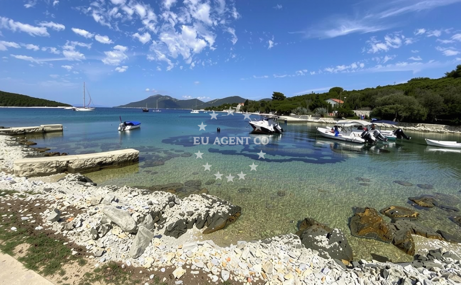 Beach facilities and surroundings at Plaza Liski in Ćunski, Mali Lošinj