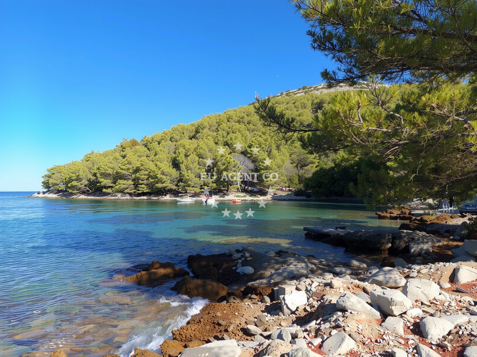 Sea and coastal view of Plaza Lucica in Uvala Poplat Broj 40, Vela Luka