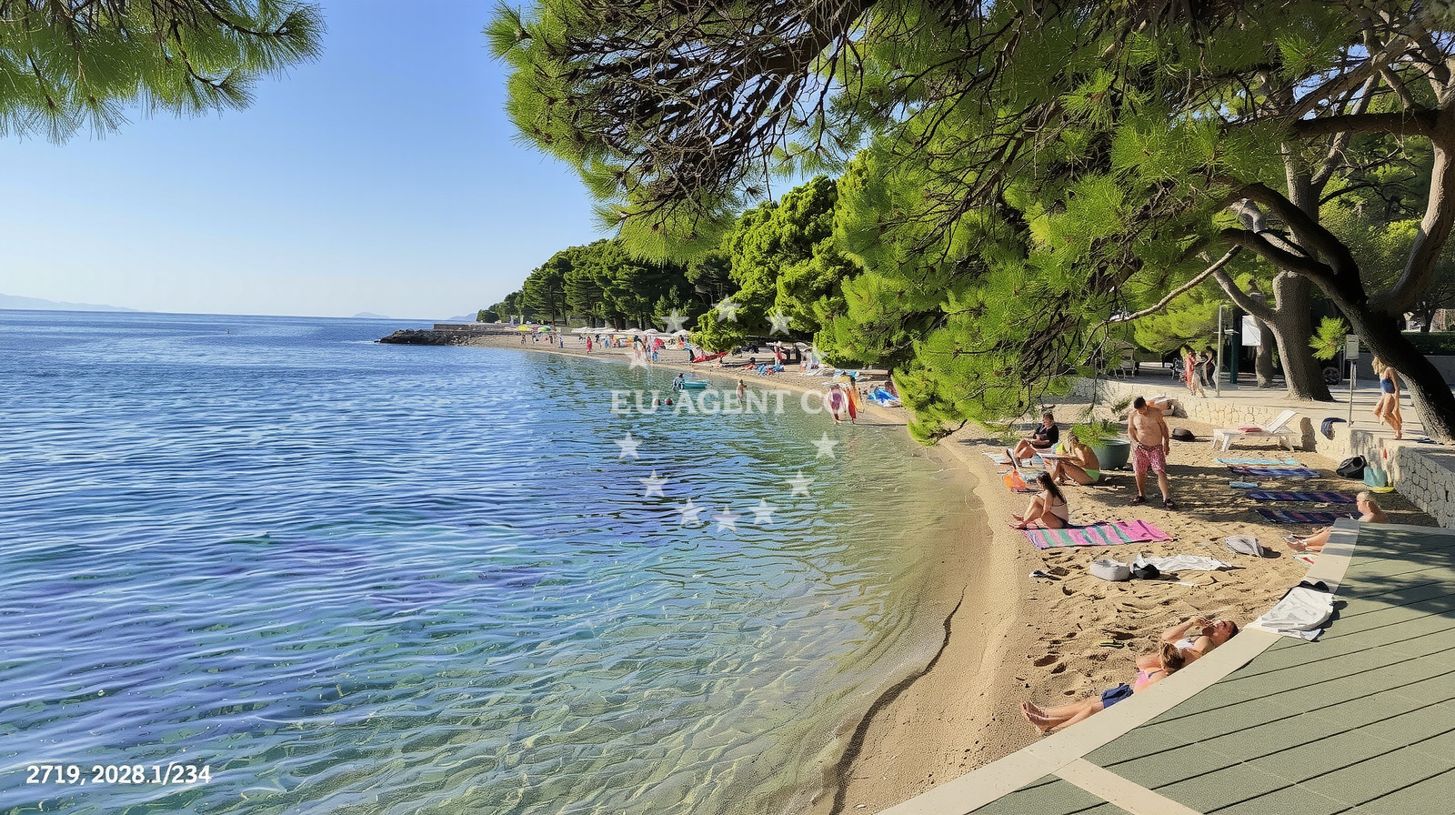 Sea and coastal view of Plaza Maestral in Frankopanska 5, Brela
