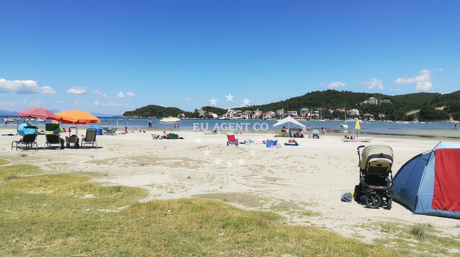 Shoreline and swimming area at Plaza Mel in , Rab