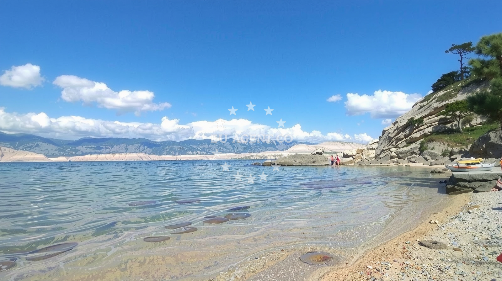 Sea and coastal view of Plaza Mirmanica Voda in Bošana 16, Pag