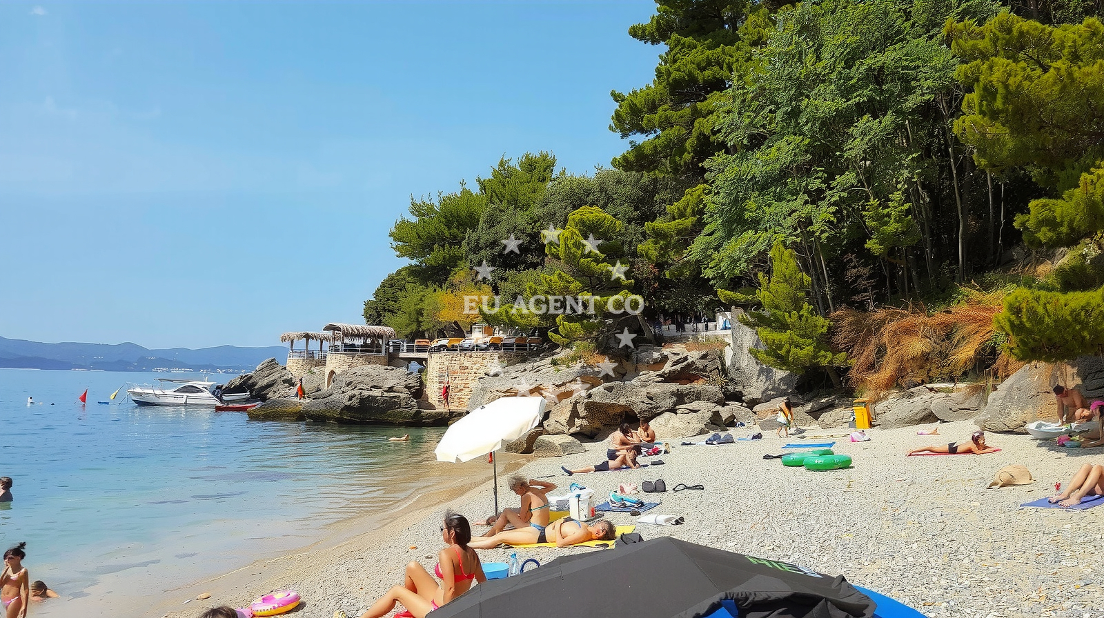 Beach facilities and surroundings at Plaza Mokalo in , Orebić