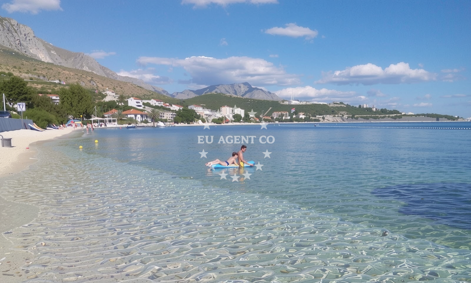 Additional view of Plaza Orij in , Sumpetar
