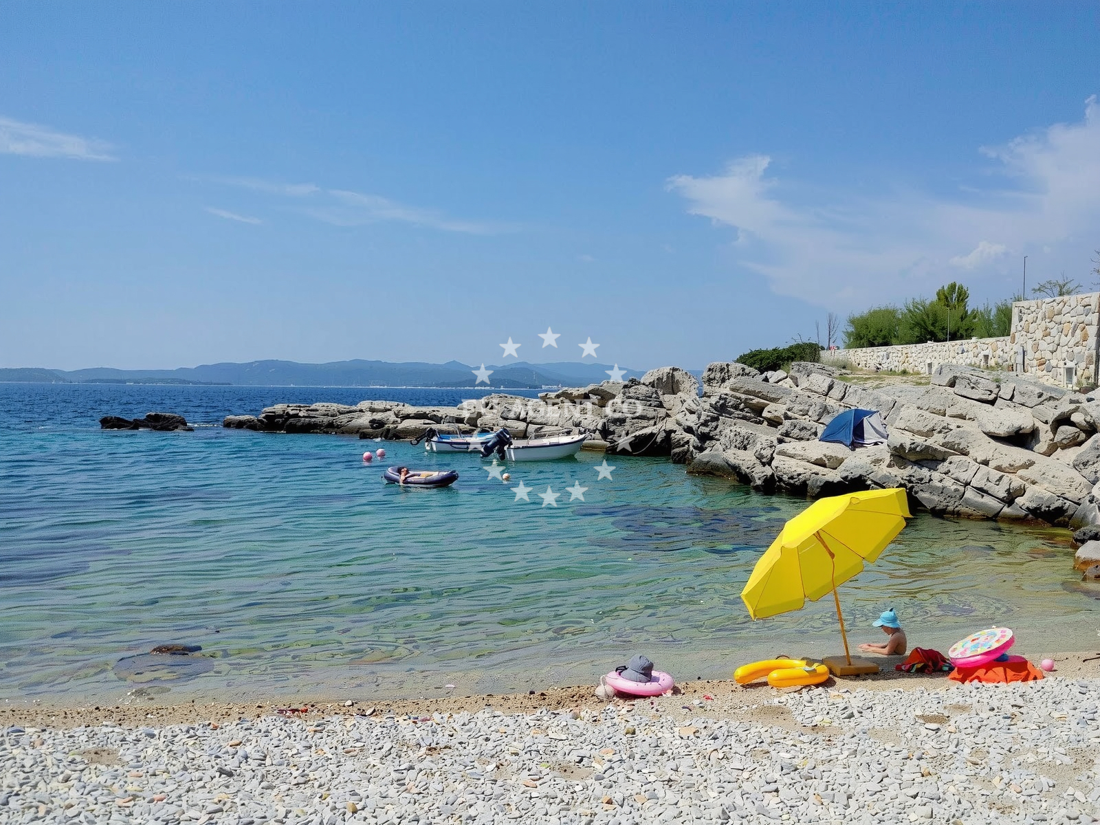 Sea and coastal view of Plaza Ovrata in Postup 61a, Postup