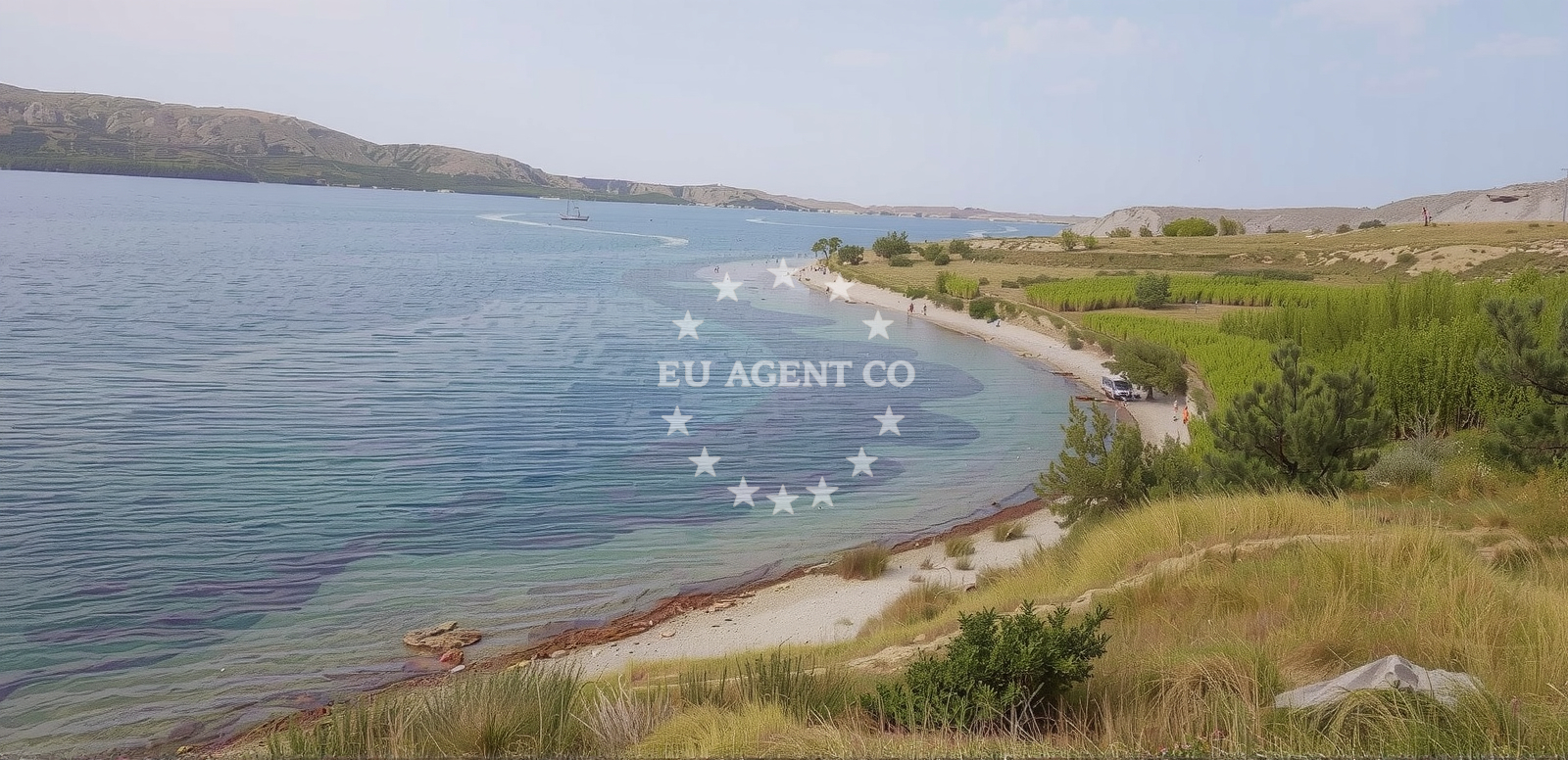 Shoreline and swimming area at Plaza Pamley in Metajna 265, Metajna