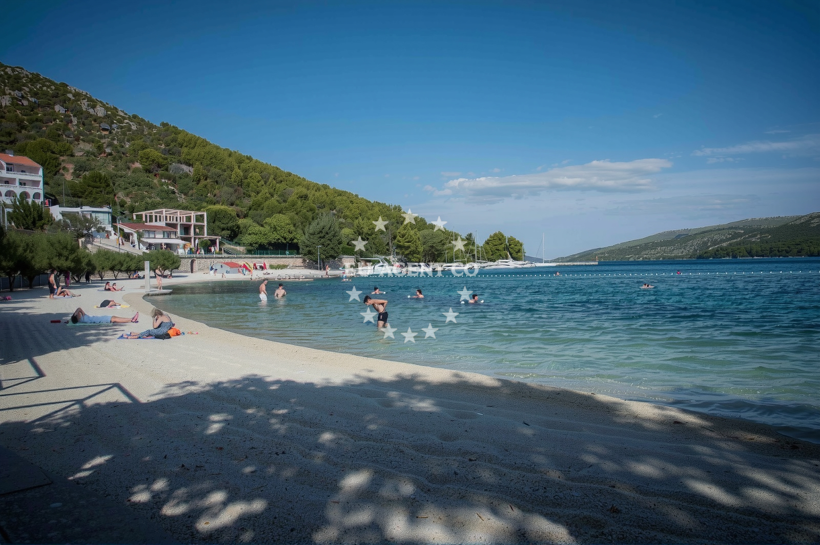 Sea and coastal view of Plaza Pralisce in Prali??e II/19, Marina