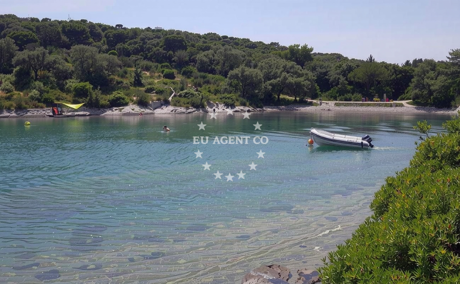 Beach facilities and surroundings at Plaza Ruzmarinka in Artatore 170A, Mali Lošinj