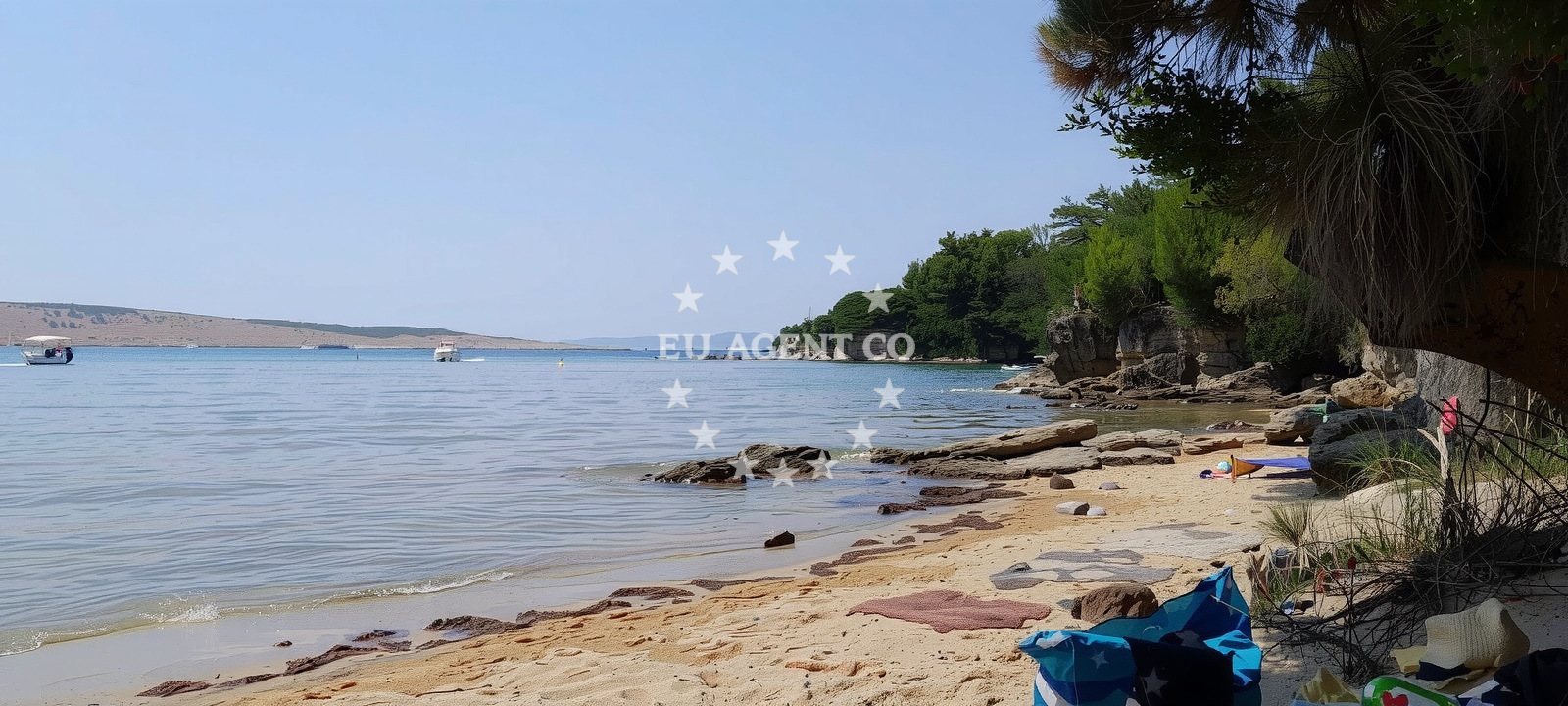 Sea and coastal view of Plaza Sice in Lopar 62, Lopar