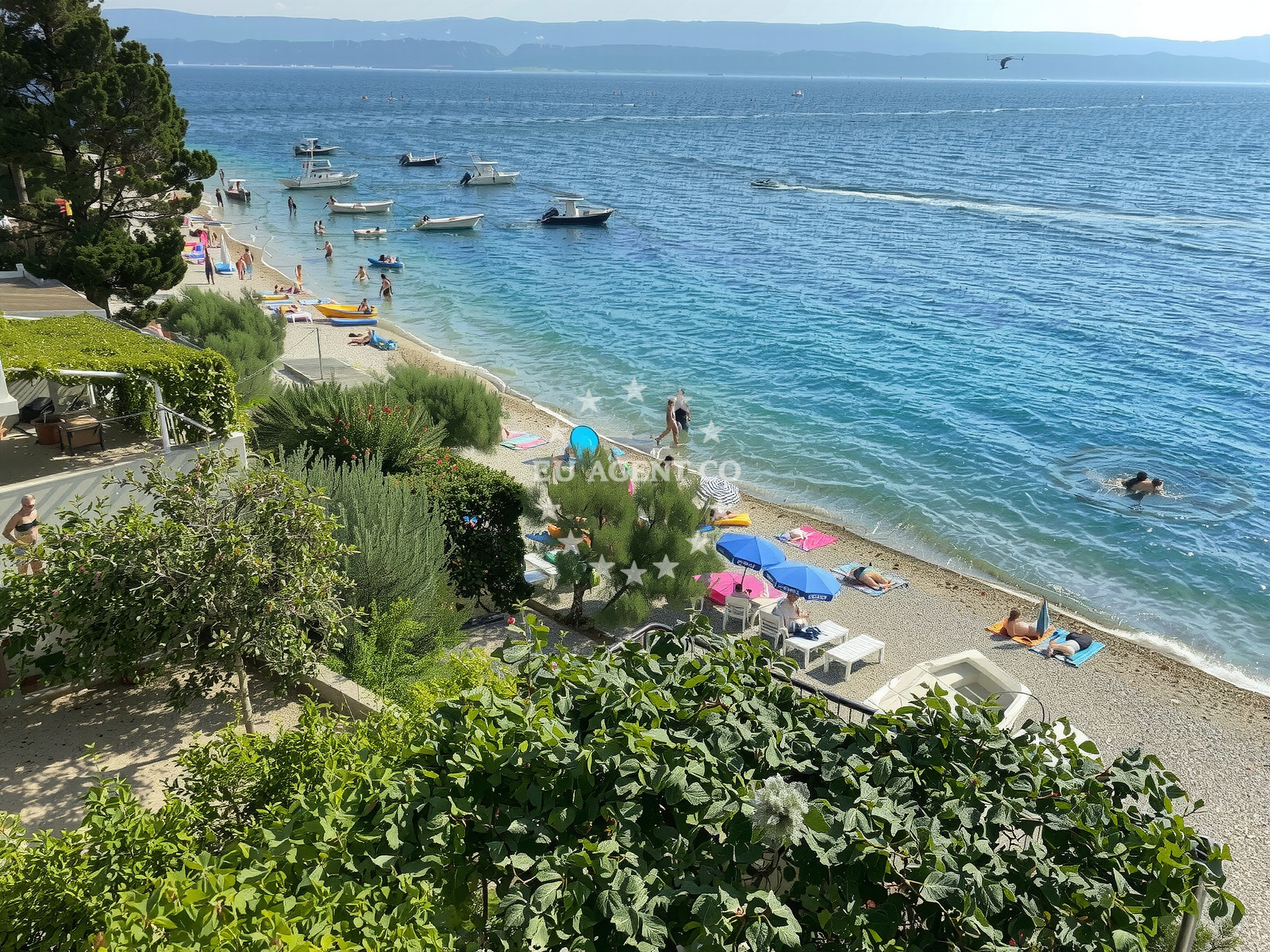 Sea and coastal view of Plaza Stanici in Tice 8, Omiš