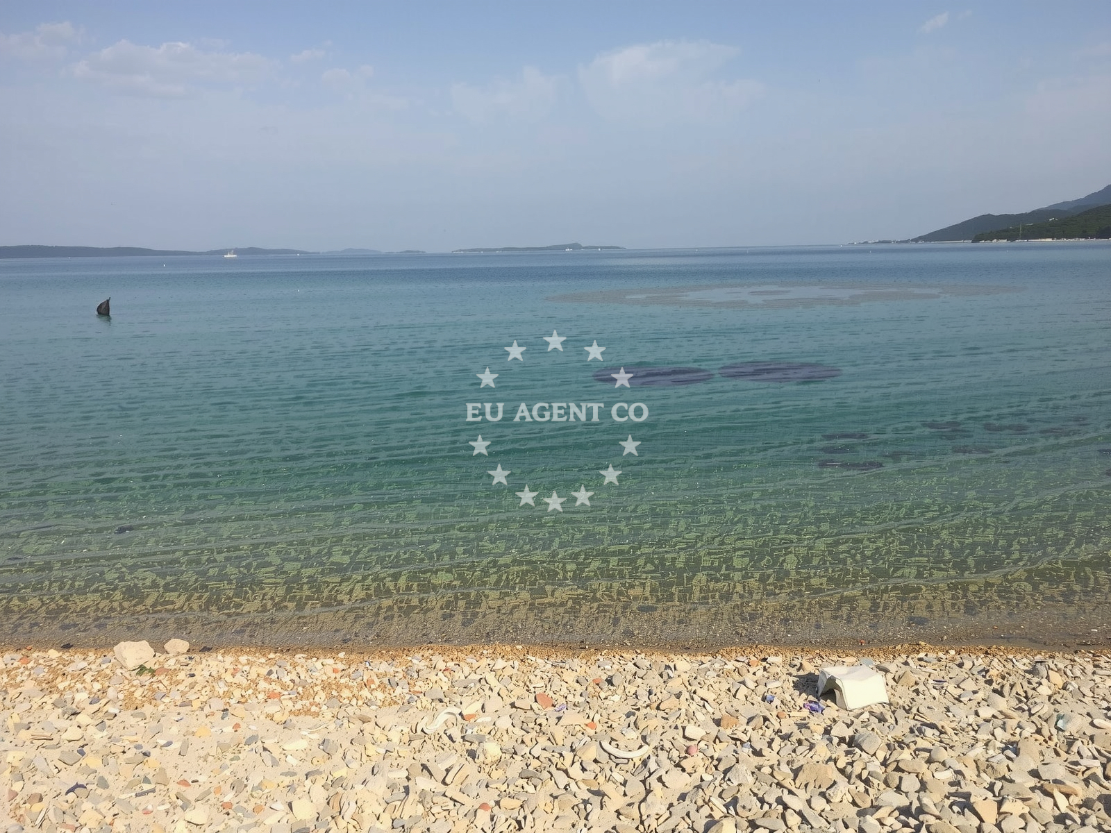 Sea and coastal view of Plaza Studencic in Ćunski, Mali Lošinj