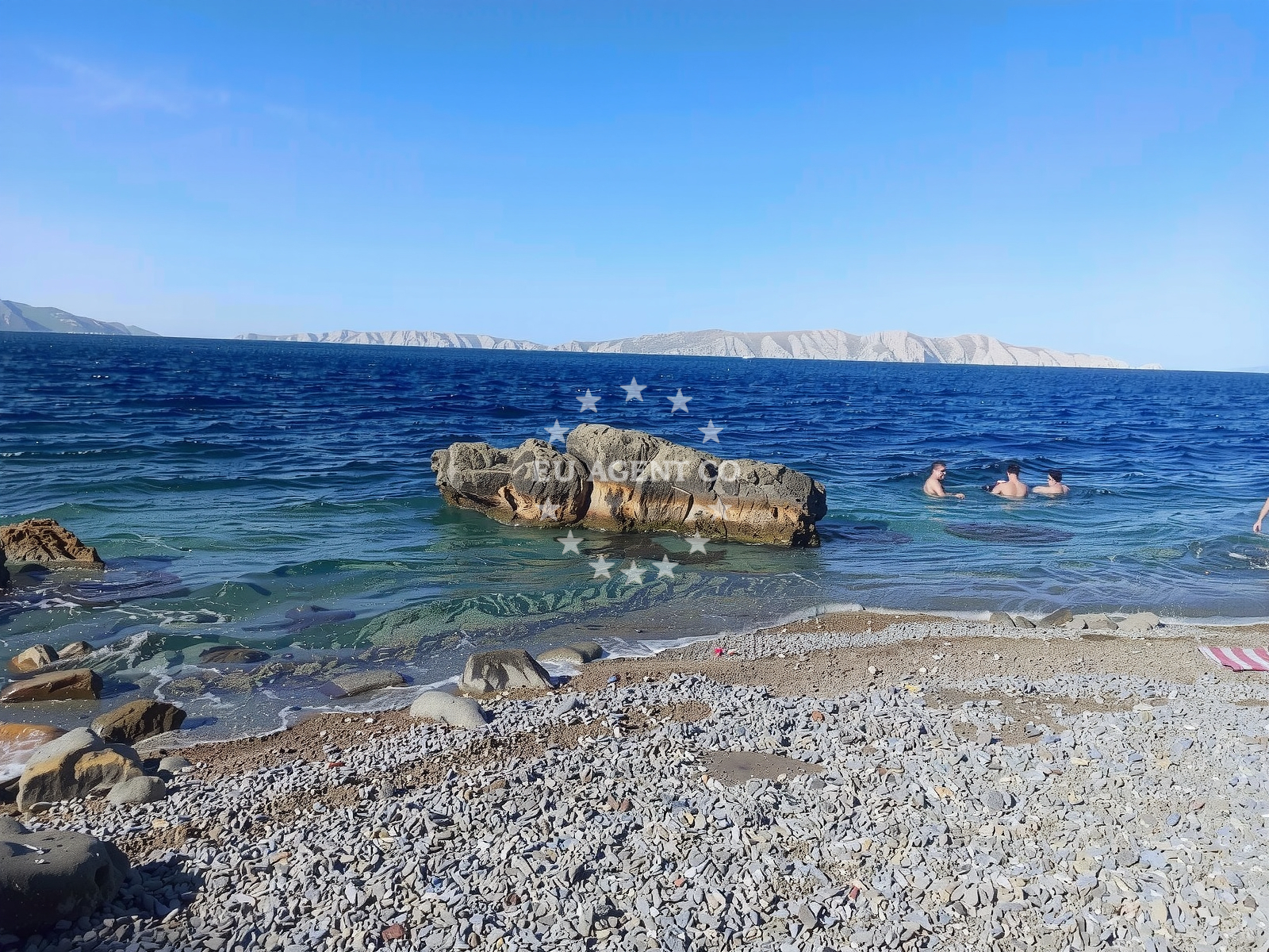 Shoreline and swimming area at Plaza Voda in Ul. Prva Fortica 6, Senj
