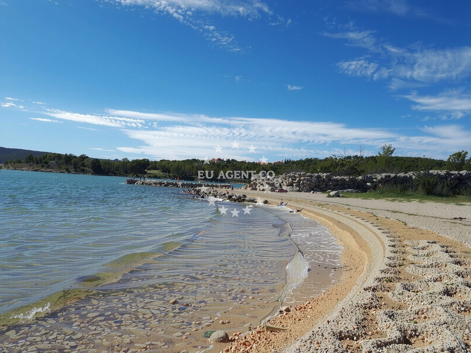 Shoreline and swimming area at Plaza Za Pse in 434 Čižići, Čižići
