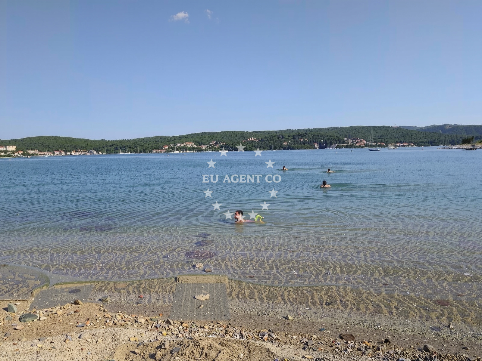 Sea and coastal view of Plaza Za Pse in 434 Čižići, Čižići