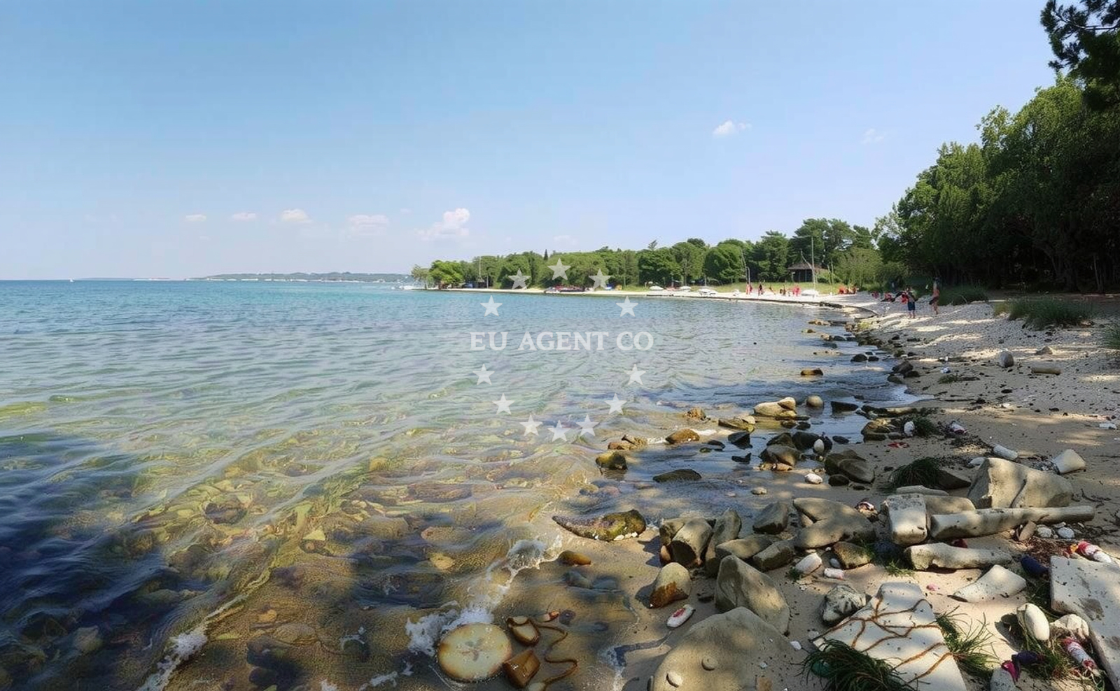 Additional view of Plicina beach in Červar 2A, Poreč
